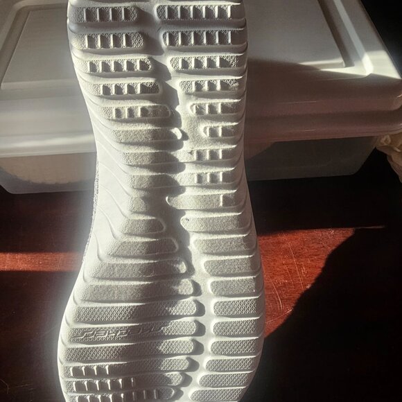 Walking Shoe - Picture 3 of 3